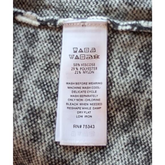 Cynthia Rowley Sweater Large Black Taupe Leopard Print Crew Neck 3/4 Sleeve Soft - Picture 10 of 10